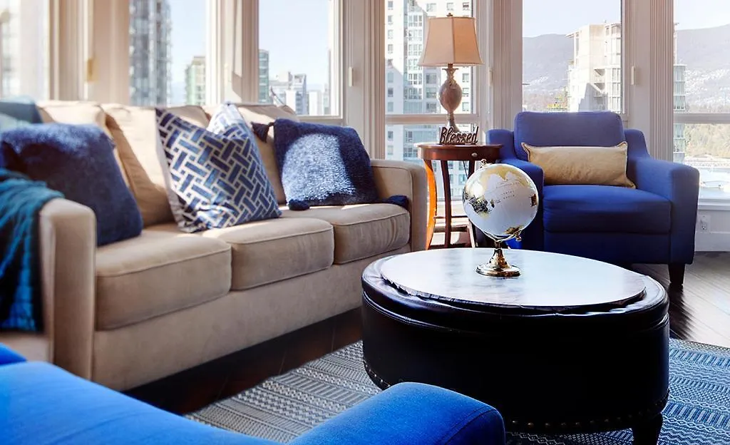 Gorgeous Harbour Haven - Stylish 3 Bedroom Retreat - The Best Location Downtown! Vancouver