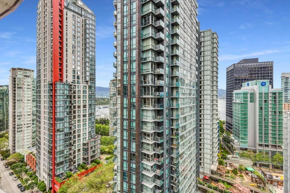 Apartament Gorgeous Harbour Haven - Stylish 3 Bedroom Retreat - The Best Location Downtown! Vancouver