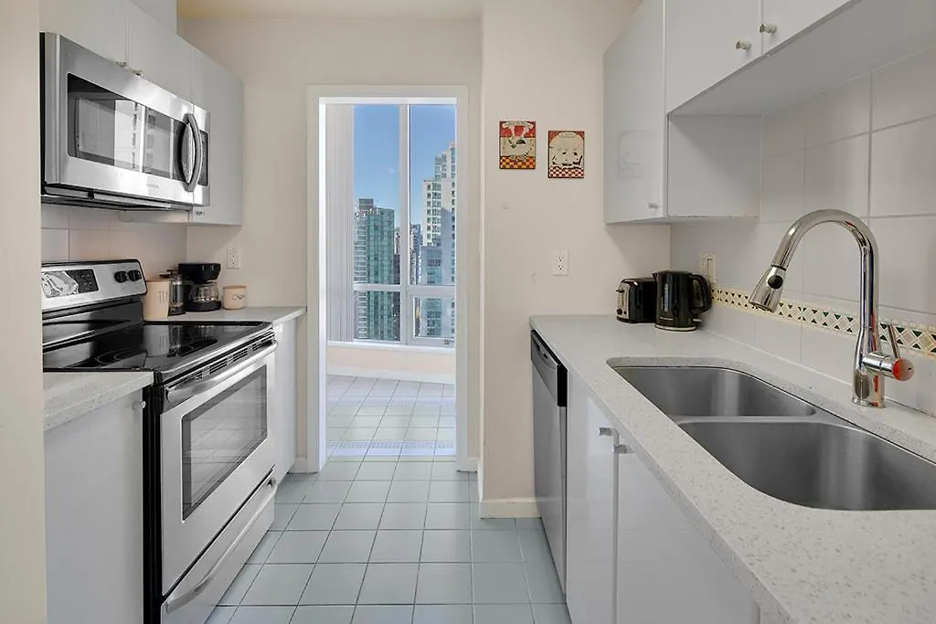 Gorgeous Harbour Haven - Stylish 3 Bedroom Retreat - The Best Location Downtown! Vancouver 0*,  Kanada